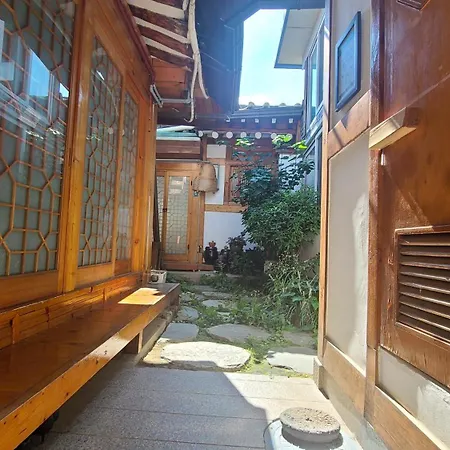 Yeonwoo House Hotel